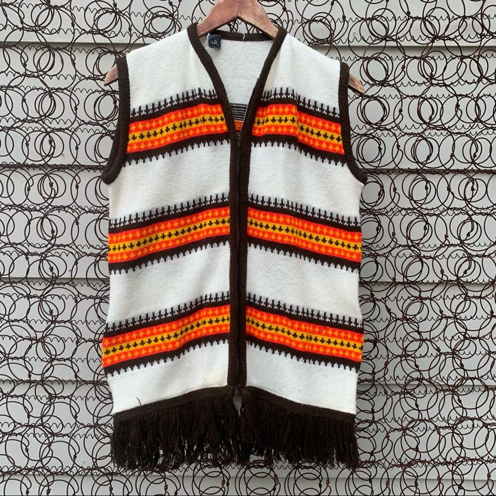 Vintage 70s knit striped zip up sweater vest with fringe
